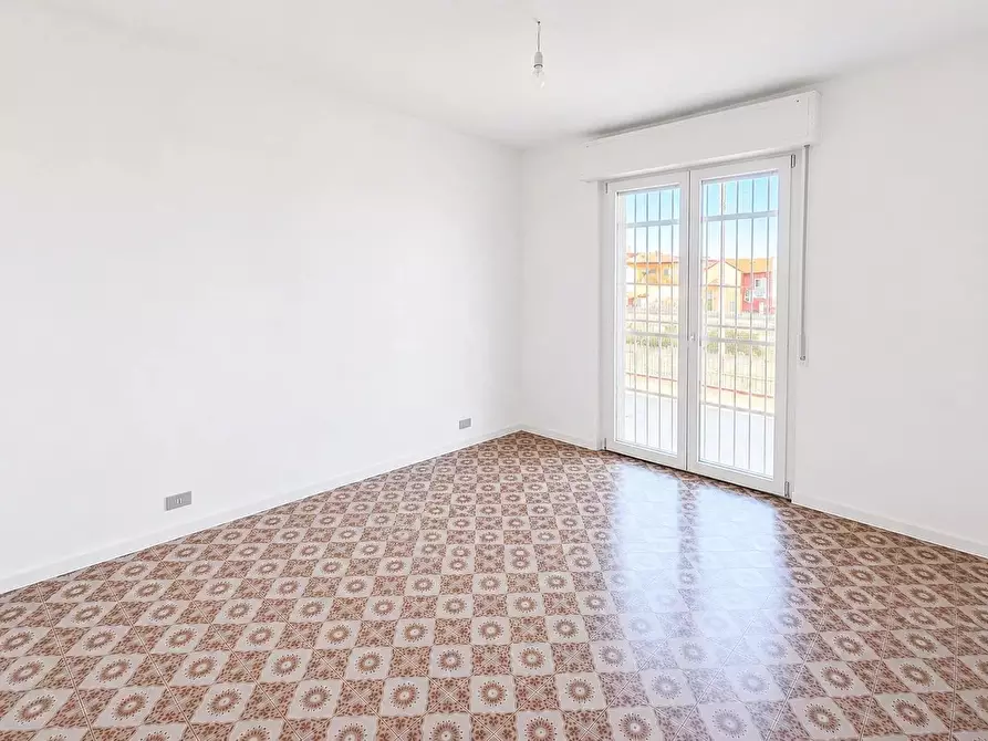 Immagine 1 di Casa trifamiliare in vendita  a Ventimiglia