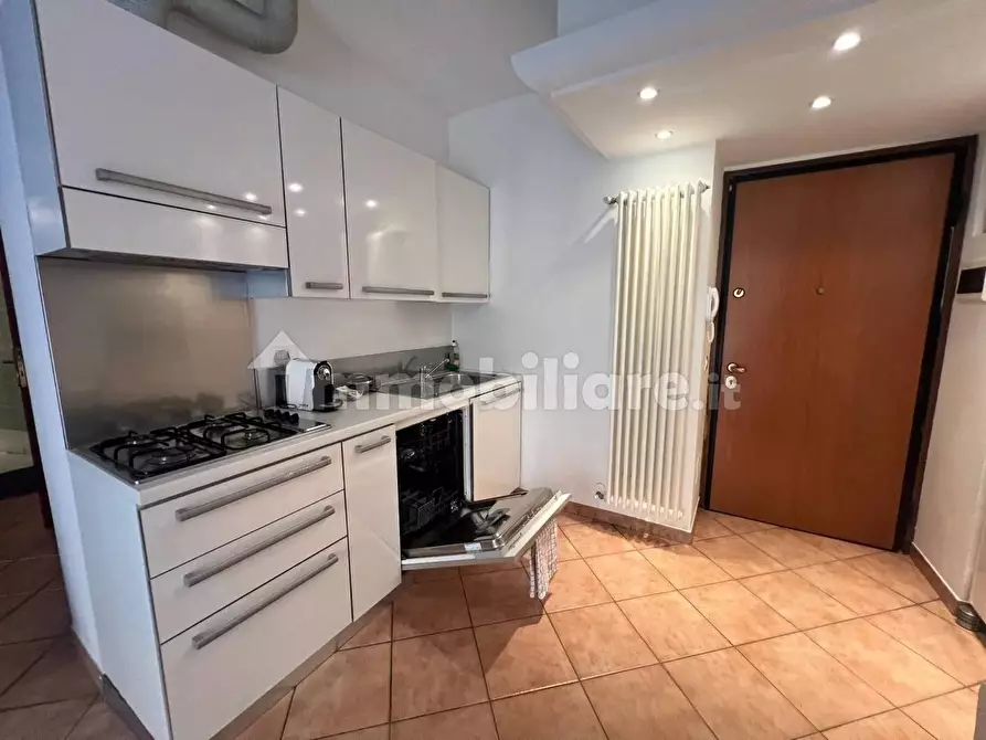 Immagine 10 di Casa trifamiliare in affitto  in Via Paolo Lomazzo, 10 a Milano