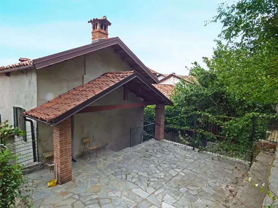 Immagine 3 di Terreno edificabile in vendita  a Dogliani