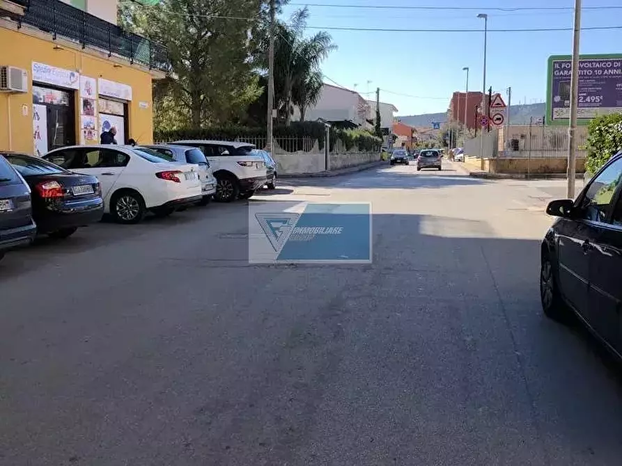 Immagine 21 di Casa trifamiliare in vendita  a Buccheri