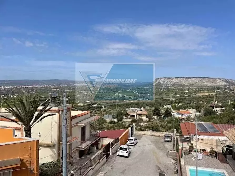 Immagine 33 di Casa trifamiliare in vendita  in Via Nino Martoglio a Siracusa