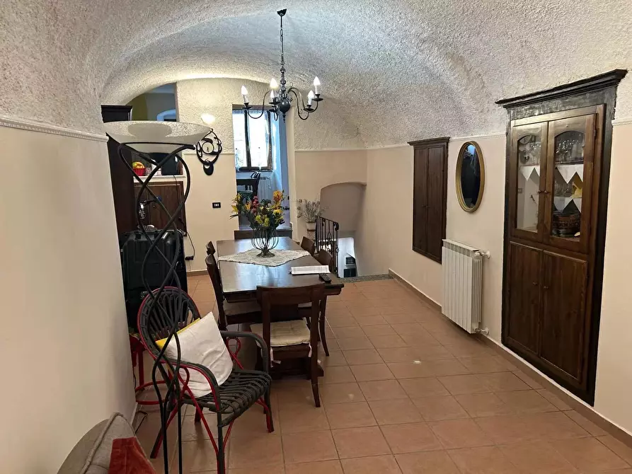 Immagine 2 di Casa trifamiliare in vendita  in Via Carrierapiana SNC a Pigna