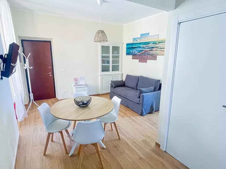 Immagine 5 di Casa trifamiliare in vendita  in Via della Pace, 33 a Ventimiglia
