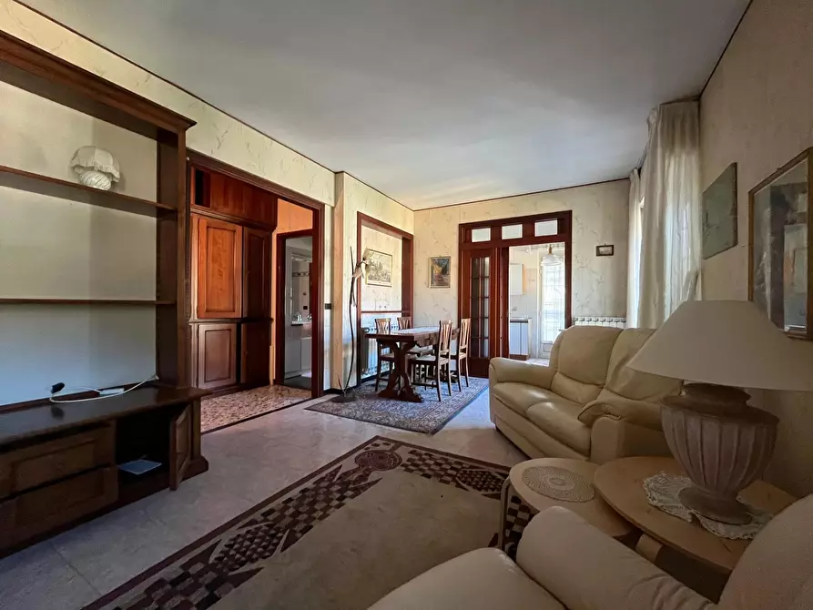 Immagine 2 di Casa trifamiliare in vendita  in Via Malvaro a Cicagna