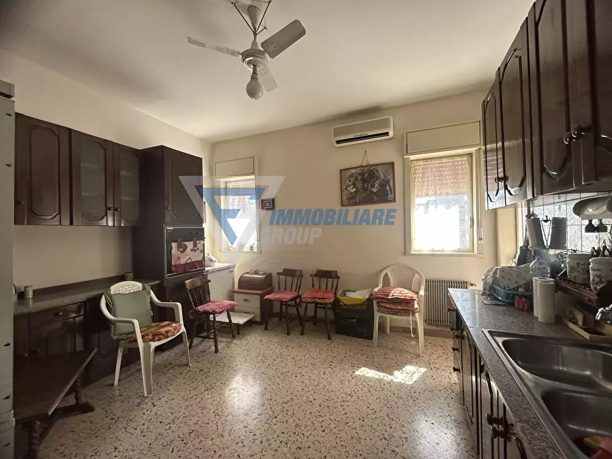 Immagine 2 di Casa trifamiliare in vendita  in VIA LUIGI CASSIA a Siracusa