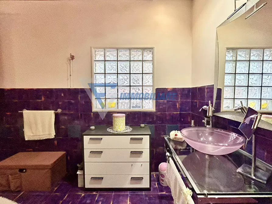 Immagine 18 di Casa trifamiliare in vendita  in Via Monte Pellegrino a Siracusa