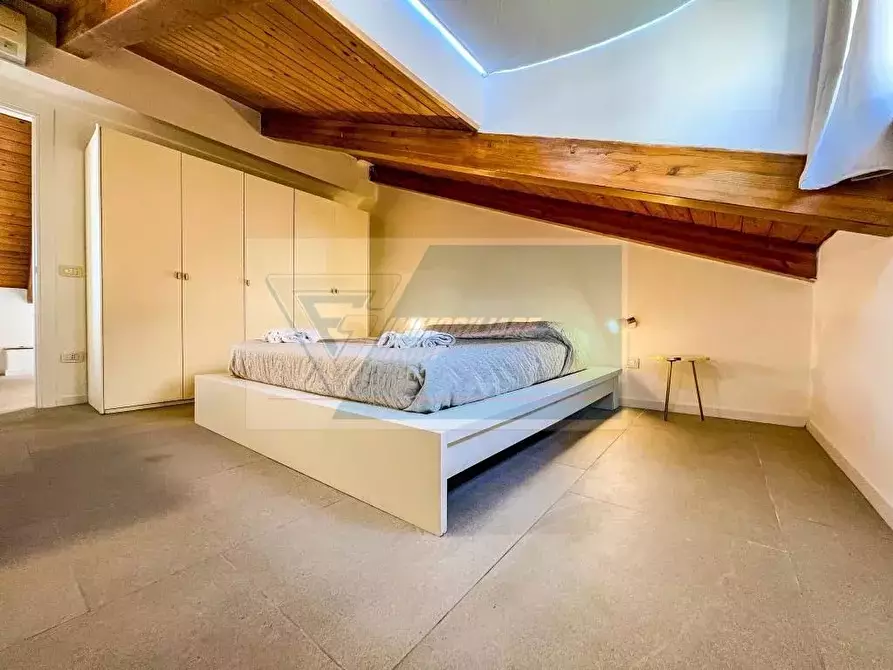 Immagine 10 di Villa in vendita  in Via Lentini, 53 a Siracusa