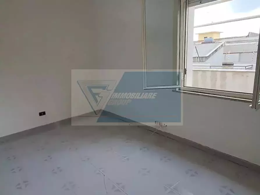 Immagine 8 di Casa trifamiliare in vendita  a Floridia