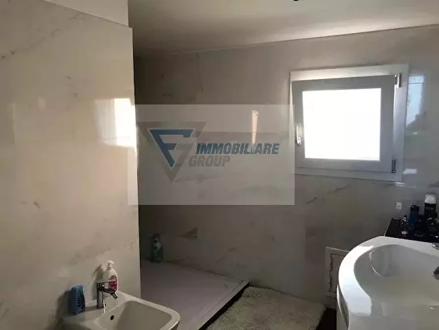 Immagine 38 di Casa trifamiliare in vendita  in Viale Edoardo Garrone a Buccheri