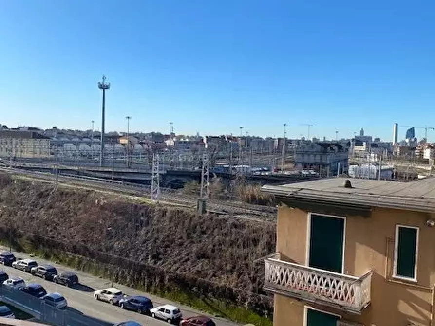 Immagine 9 di Casa trifamiliare in affitto  a Milano