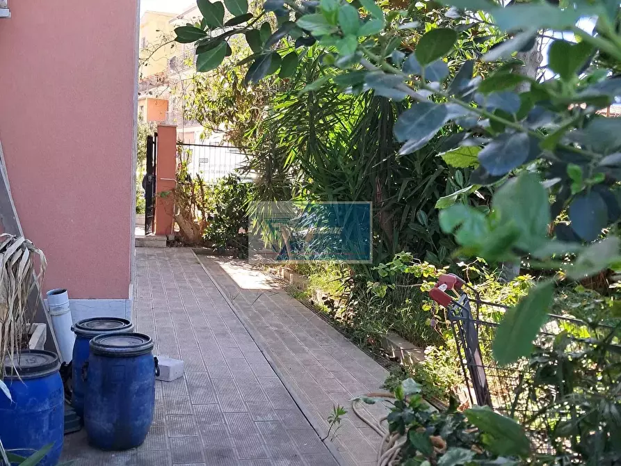 Immagine 6 di Casa trifamiliare in vendita  a Buccheri