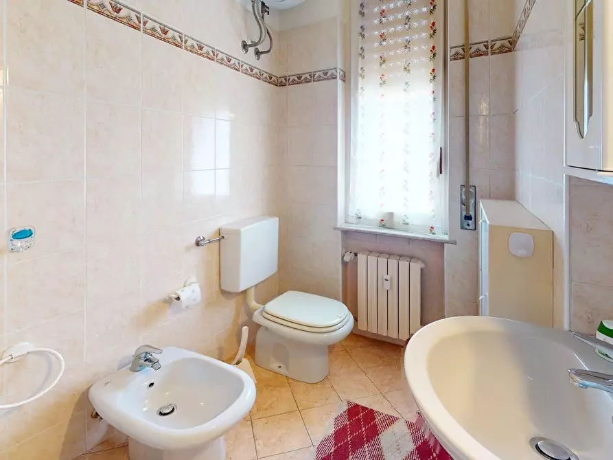 Immagine 17 di Casa trifamiliare in vendita  in Via Montevideo 4. a Borghetto Santo Spirito