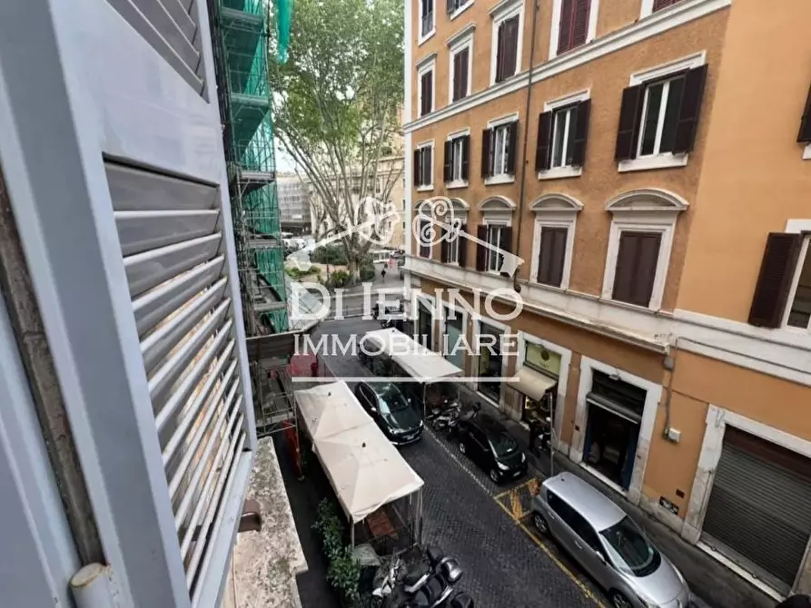 Immagine 15 di Casa trifamiliare in vendita  in Via Arenula a Roma