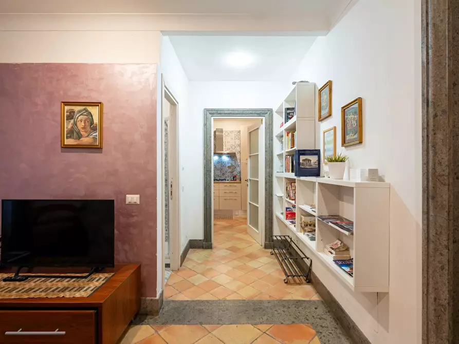 Immagine 10 di Casa trifamiliare in vendita  in Piazza Antonio Mancini, 4 a Roma