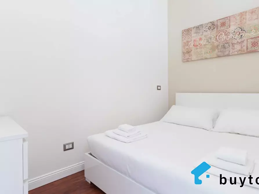 Immagine 12 di Casa trifamiliare in vendita  in Corso di Porta Nuova, 52 a Milano