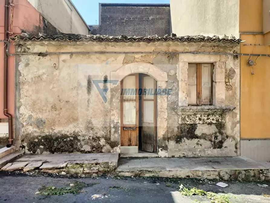 Immagine 1 di Monolocale in vendita  in Via Plebiscito a Siracusa
