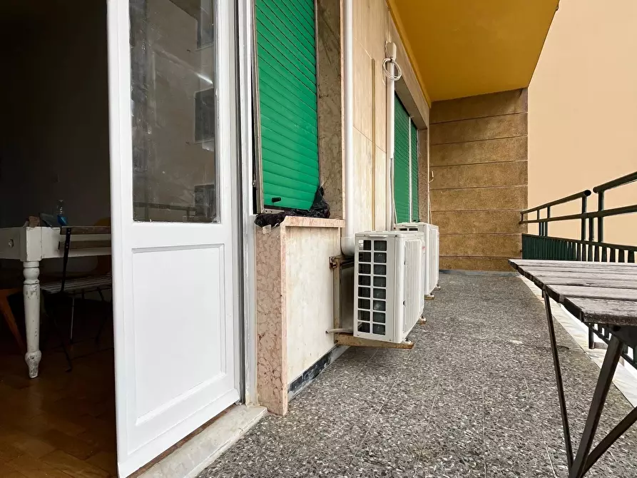Immagine 1 di Casa trifamiliare in vendita  a Sestri Levante