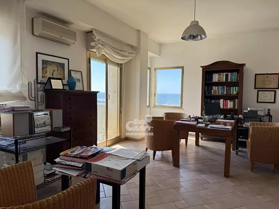 Immagine 6 di Casa trifamiliare in vendita  a Marsala