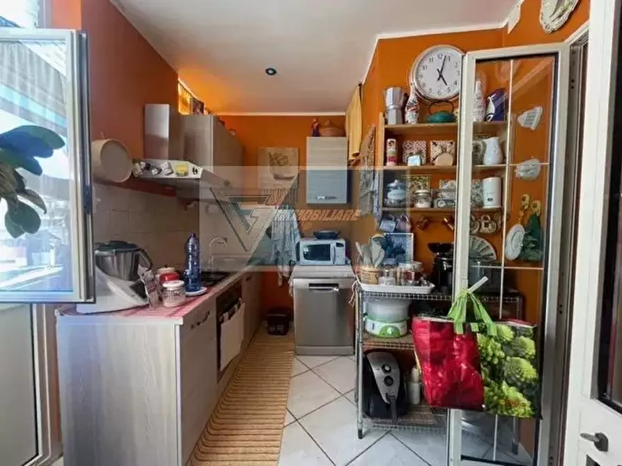 Immagine 3 di Casa trifamiliare in vendita  in Via Della Pentapoli a Buccheri