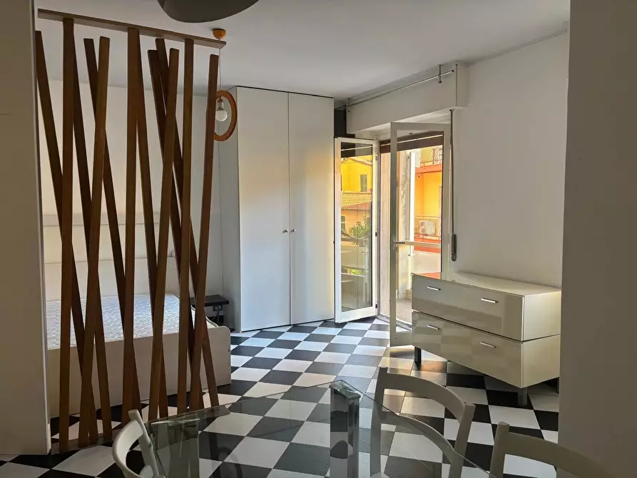 Immagine 2 di Casa trifamiliare in vendita  in Via Giacomo Matteotti, 1 a Ventimiglia