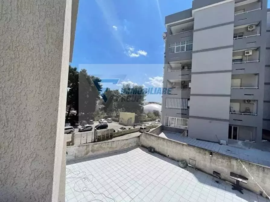 Immagine 28 di Casa trifamiliare in vendita  in Viale Vittorio Veneto a Floridia