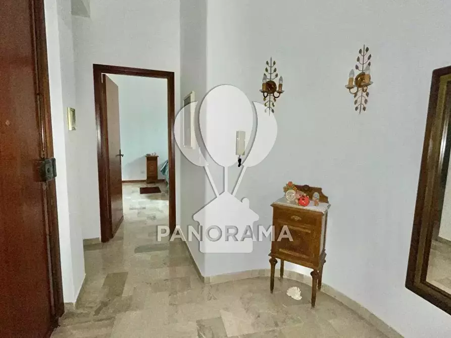 Immagine 6 di Casa trifamiliare in vendita  in Via Torquato Tasso a Alcamo