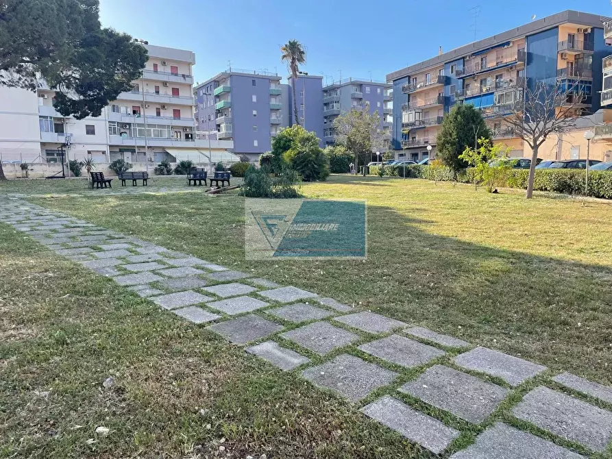 Immagine 5 di Casa trifamiliare in vendita  in Viale Tica, 105 a Siracusa
