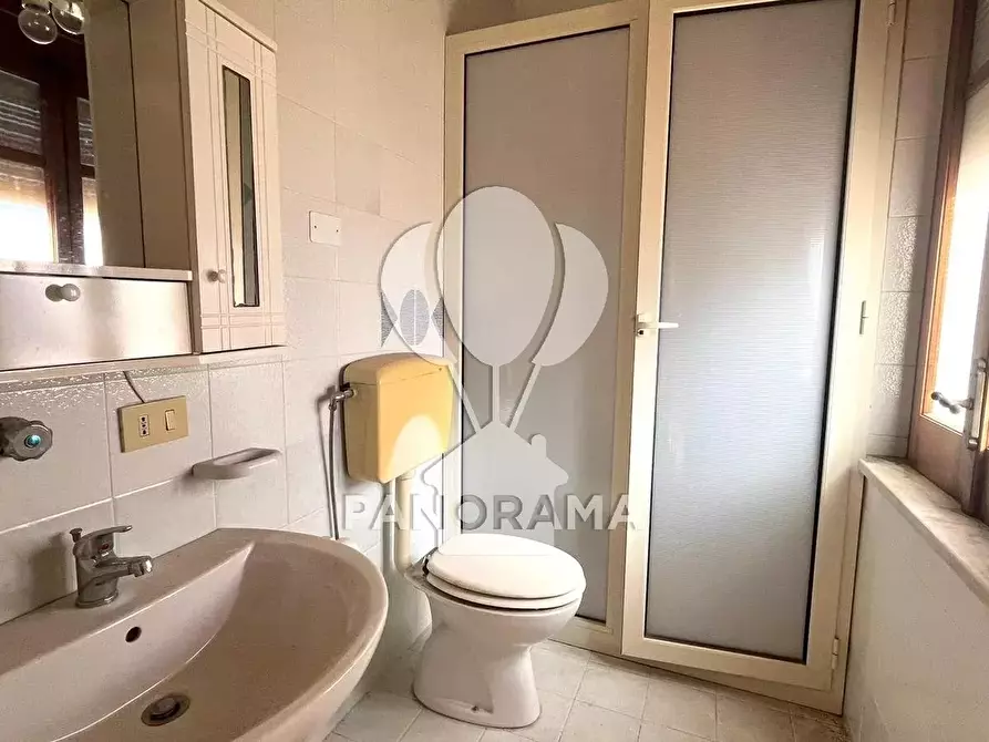 Immagine 9 di Casa trifamiliare in vendita  in Via 4 Novembre, 7 a Partinico