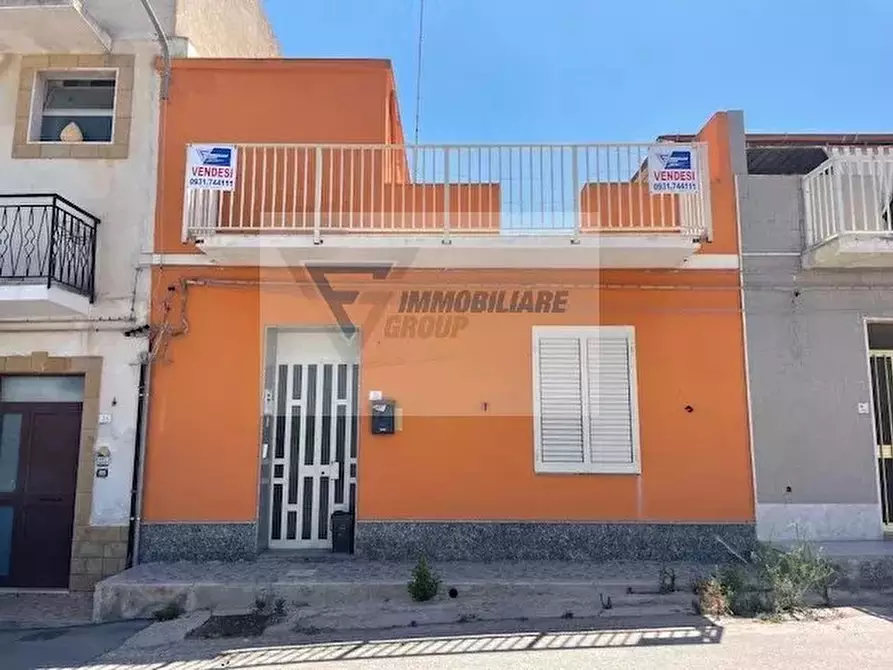 Immagine 1 di Monolocale in vendita  in Via Antonio di Rudinì a Siracusa