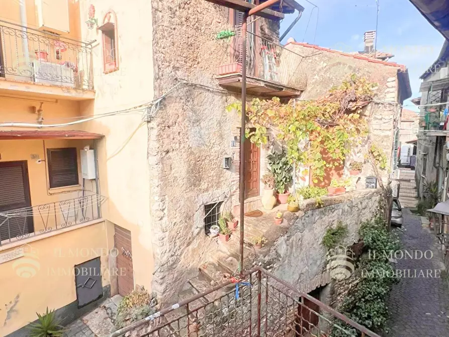 Immagine 4 di Casa trifamiliare in vendita  in Via dei Sabini a Palombara Sabina