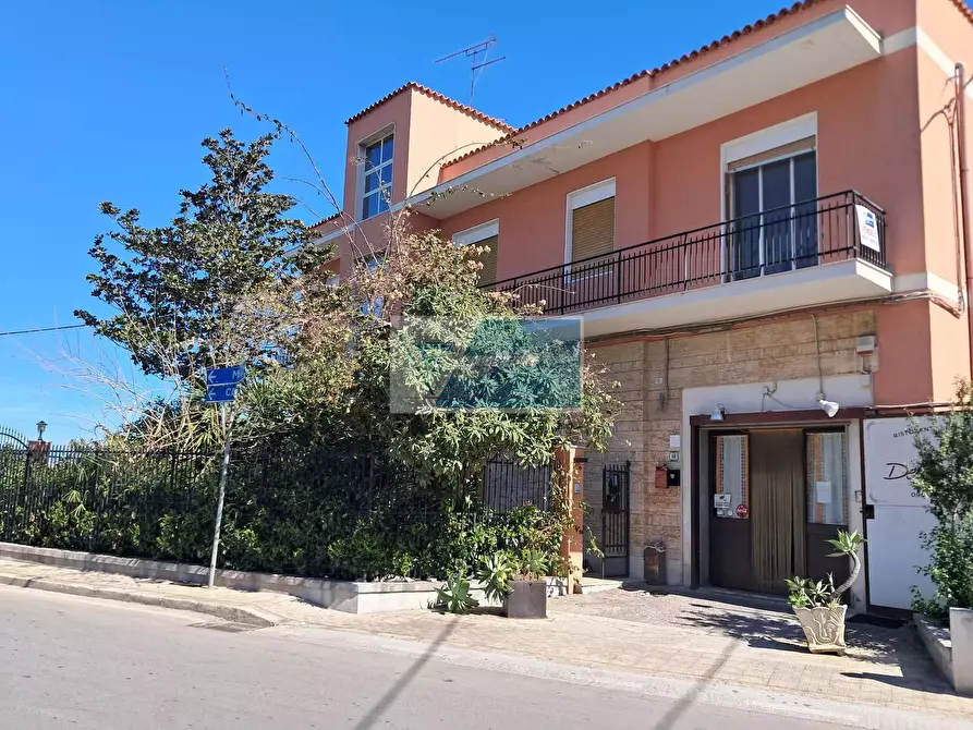 Immagine 4 di Casa trifamiliare in vendita  a Buccheri