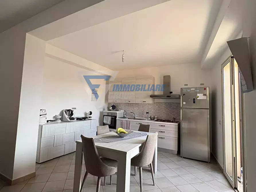 Immagine 2 di Casa trifamiliare in vendita  in Via delle Ortensie a Siracusa