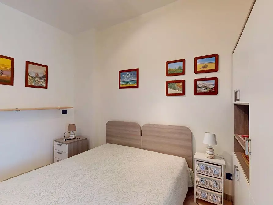 Immagine 13 di Casa trifamiliare in vendita  in Via Montevideo 4. a Borghetto Santo Spirito