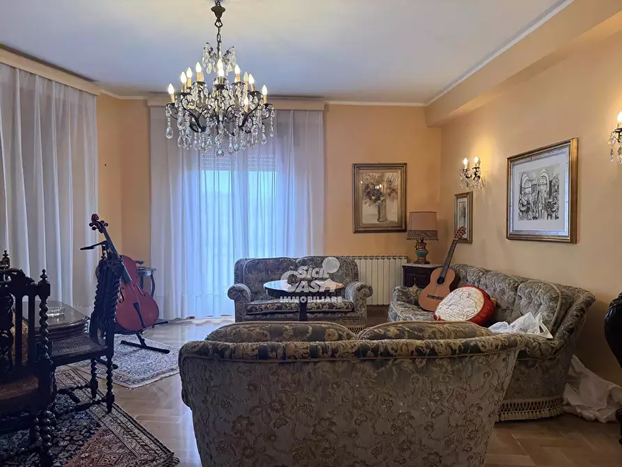 Immagine 6 di Casa trifamiliare in vendita  a Marsala