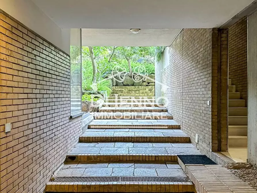 Immagine 3 di Casa trifamiliare in vendita  in Via dei Colli della Farnesina a Roma