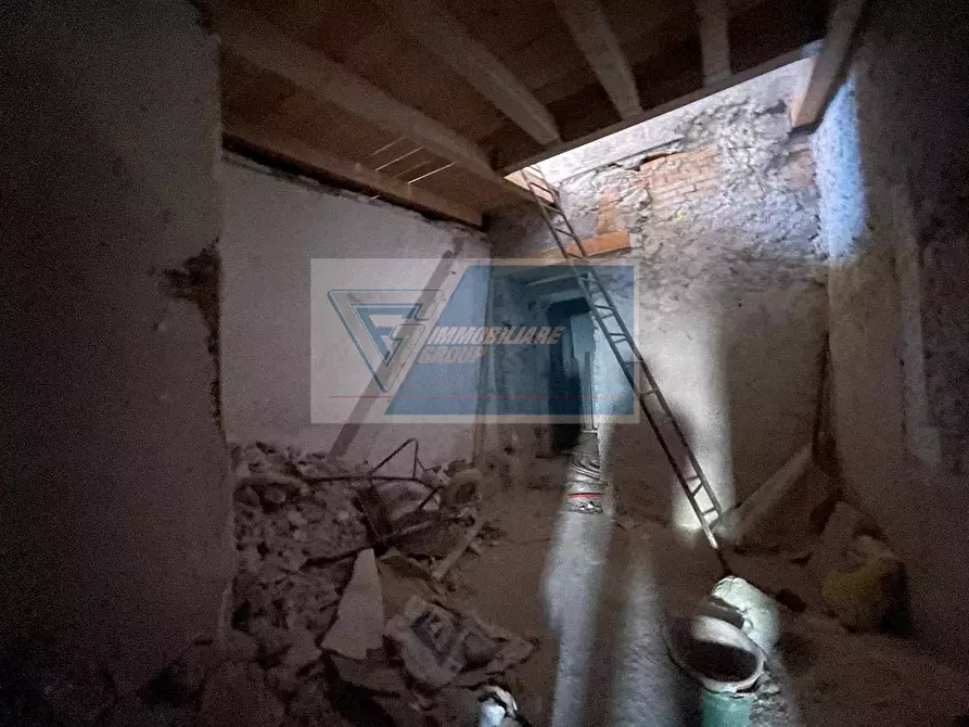 Immagine 43 di Casa trifamiliare in vendita  a Siracusa