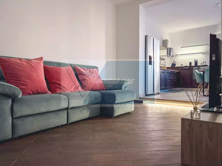 Immagine 8 di Casa trifamiliare in vendita  in Via Pasubio a Siracusa