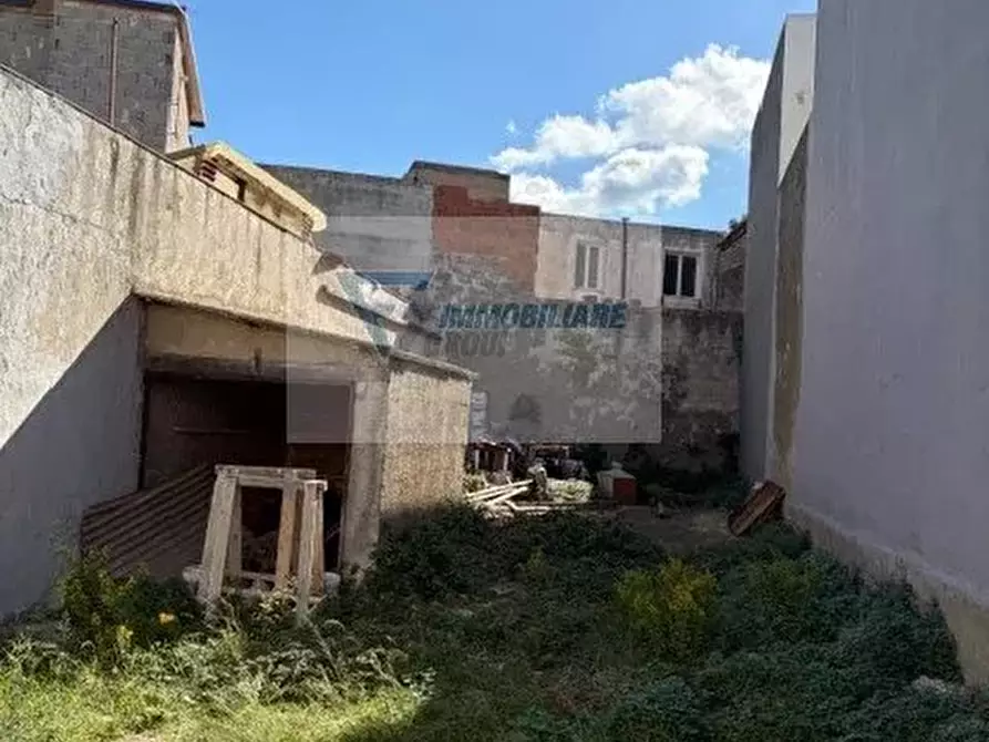 Immagine 2 di Terreno in vendita  in Via Nino Martoglio a Siracusa