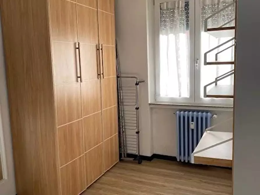 Immagine 19 di Casa trifamiliare in affitto  a Milano