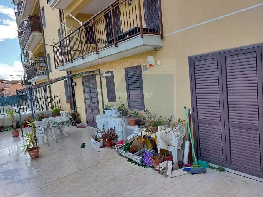 Immagine 2 di Casa trifamiliare in vendita  in Via Pitagora a Floridia