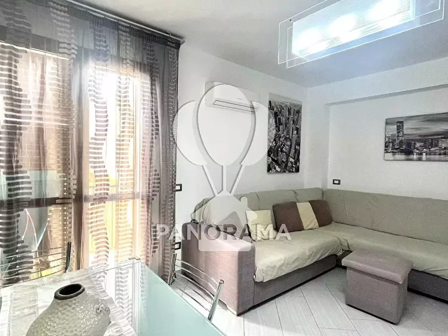 Immagine 16 di Casa trifamiliare in vendita  in Via Mazzini a Balestrate