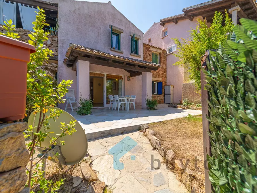 Immagine 24 di Casa trifamiliare in vendita  in Via Porto Rotondo, 16. a Olbia