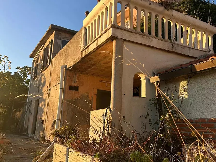 Immagine 16 di Casa trifamiliare in vendita  in Località Peidaigo, 15 a Ventimiglia