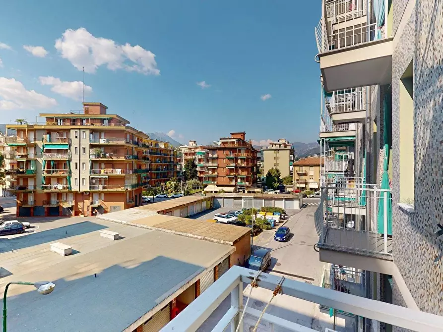 Immagine 19 di Casa trifamiliare in vendita  in Via Montevideo 4. a Borghetto Santo Spirito