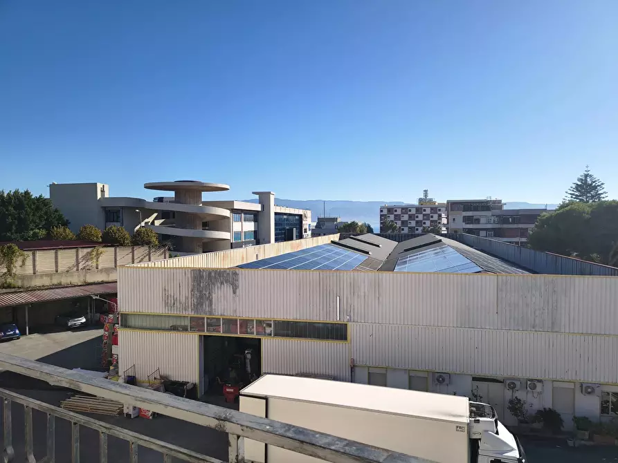 Immagine 14 di Casa trifamiliare in vendita  in Contrada Filangeri a Messina