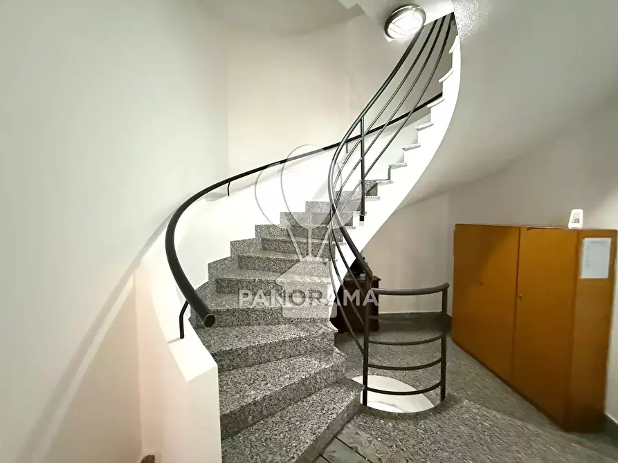 Immagine 3 di Casa trifamiliare in vendita  in Via IV Novembre a Balestrate