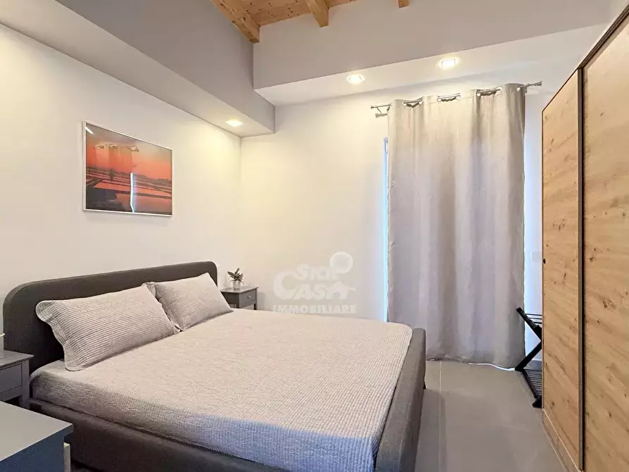 Immagine 22 di Casa trifamiliare in affitto  a Marsala