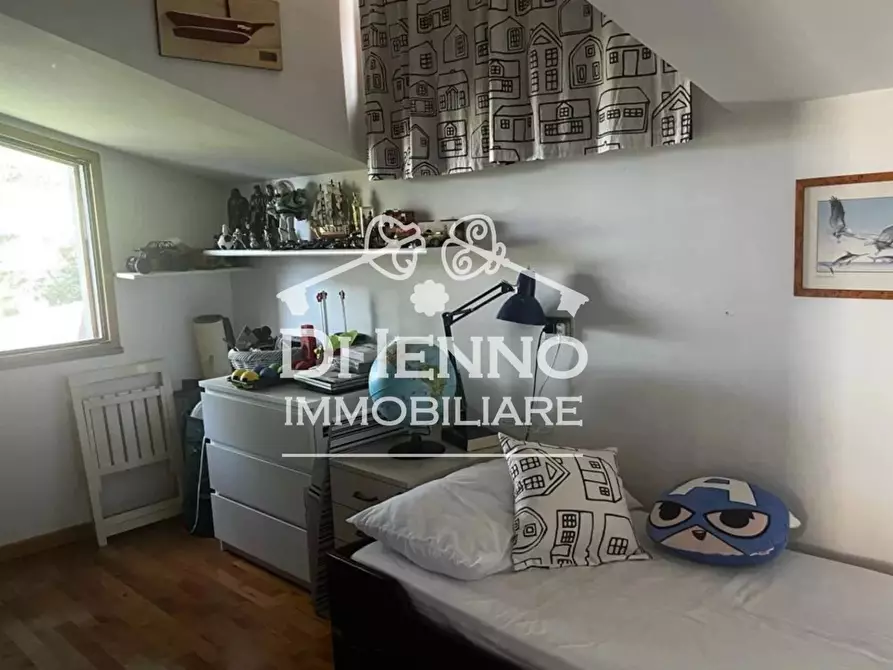 Immagine 13 di Casa trifamiliare in affitto  a Roma