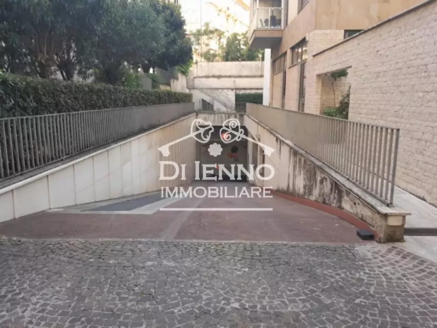 Immagine 3 di Appartamento in vendita  in Viale Liegi a Roma