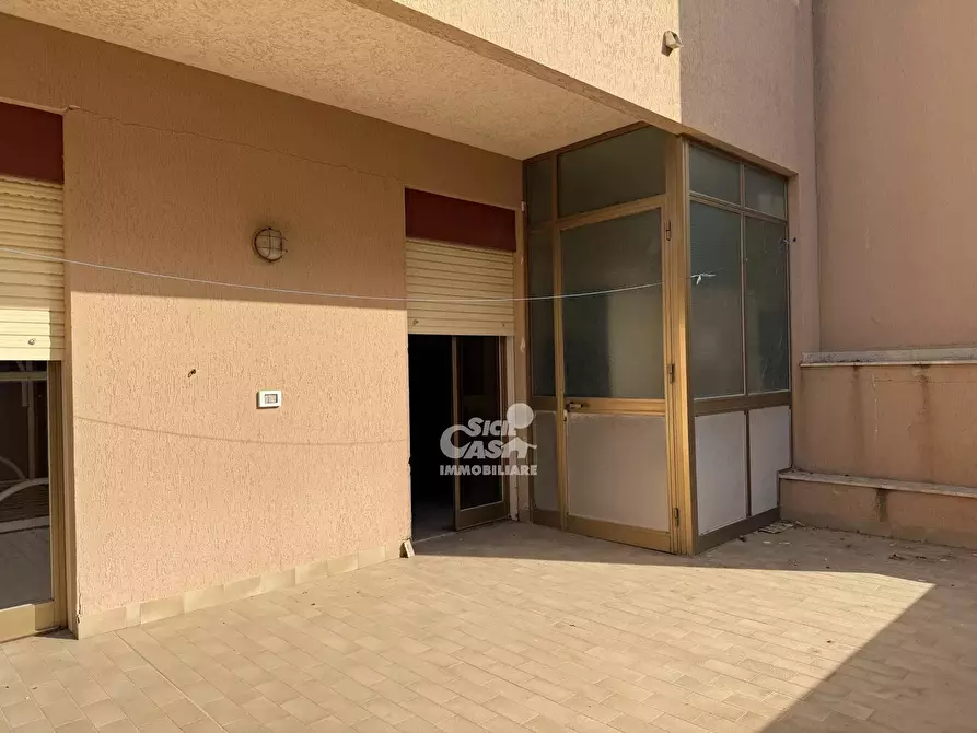 Immagine 11 di Casa trifamiliare in vendita  in Via Sanità a Marsala